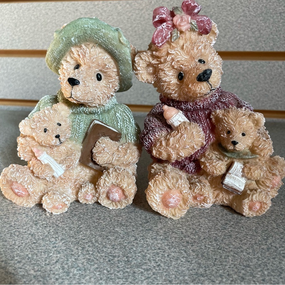 The Homemakers Idea Co. Adorable bears Momma Poppa bear and cubs